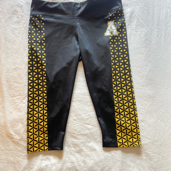 Pants - Appalachian State Capri Leggins